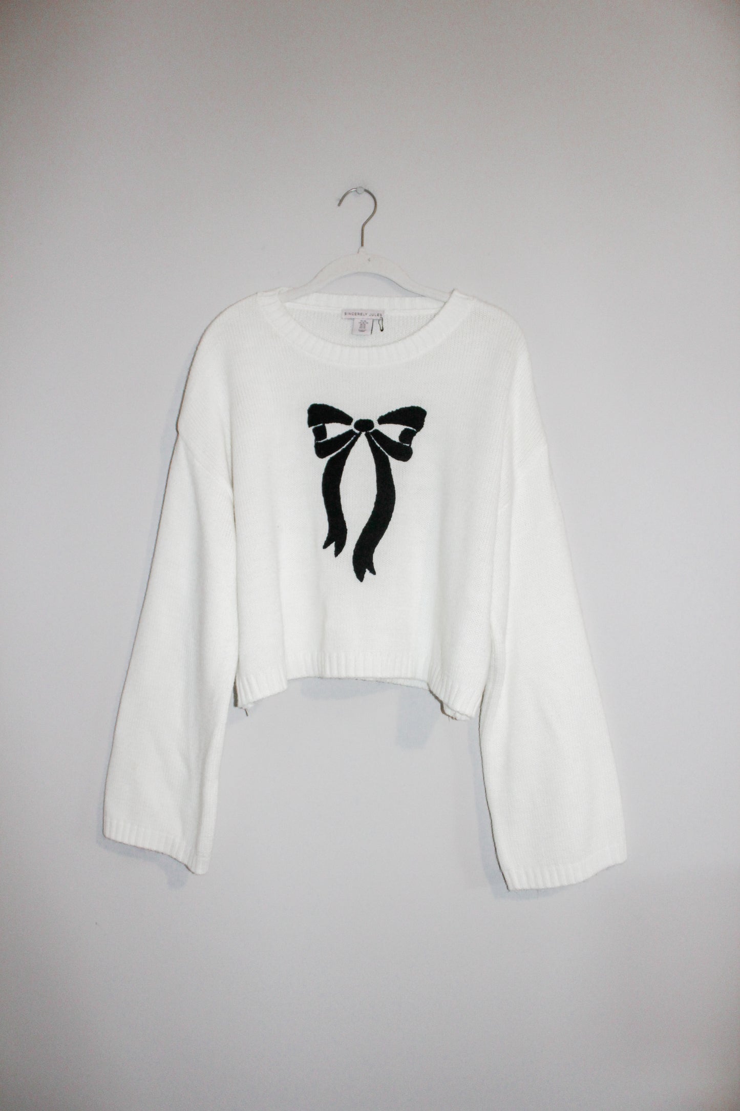 Classic Bow Sweater (XL)