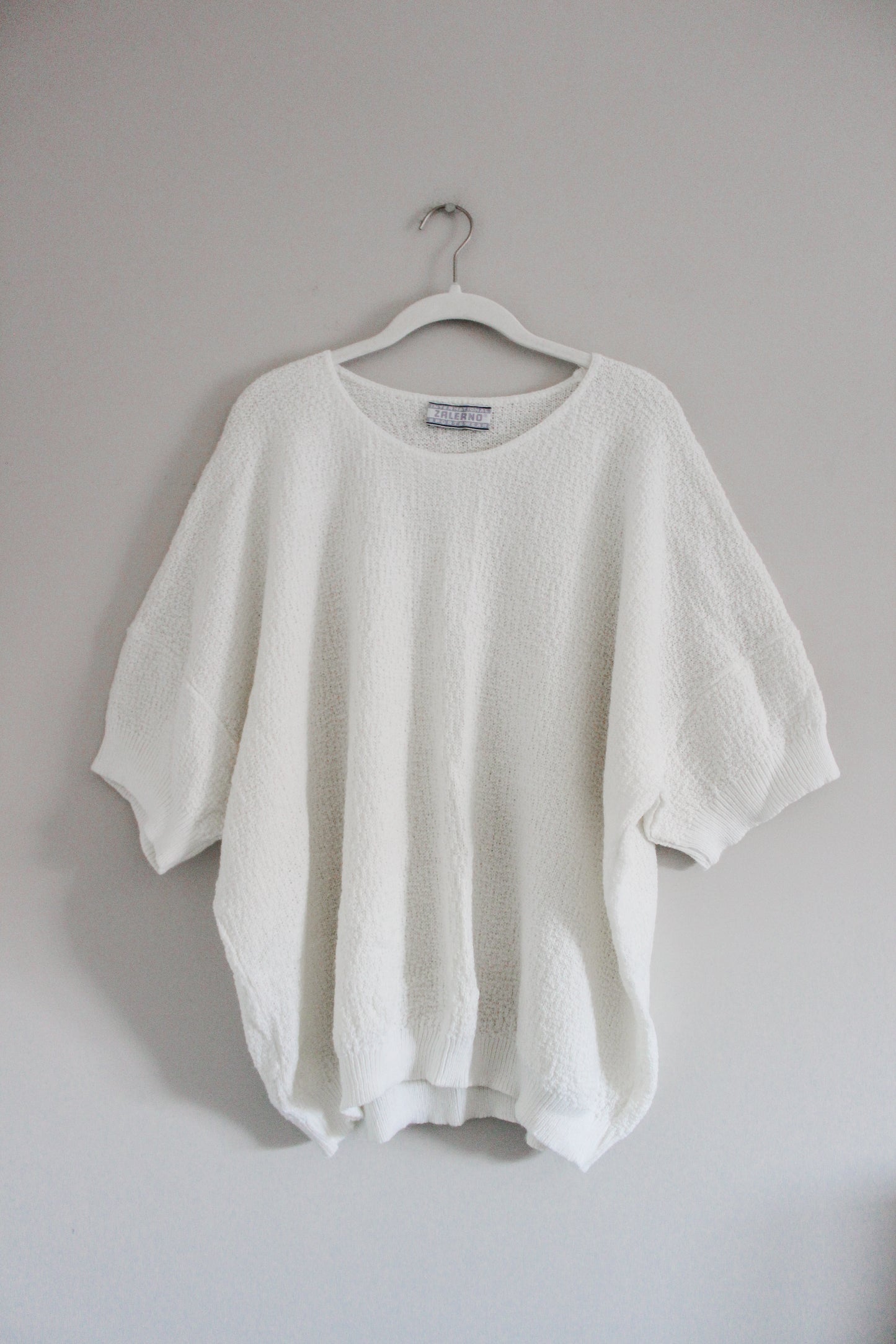 Vintage Cream Sleeveless Sweater (XL)