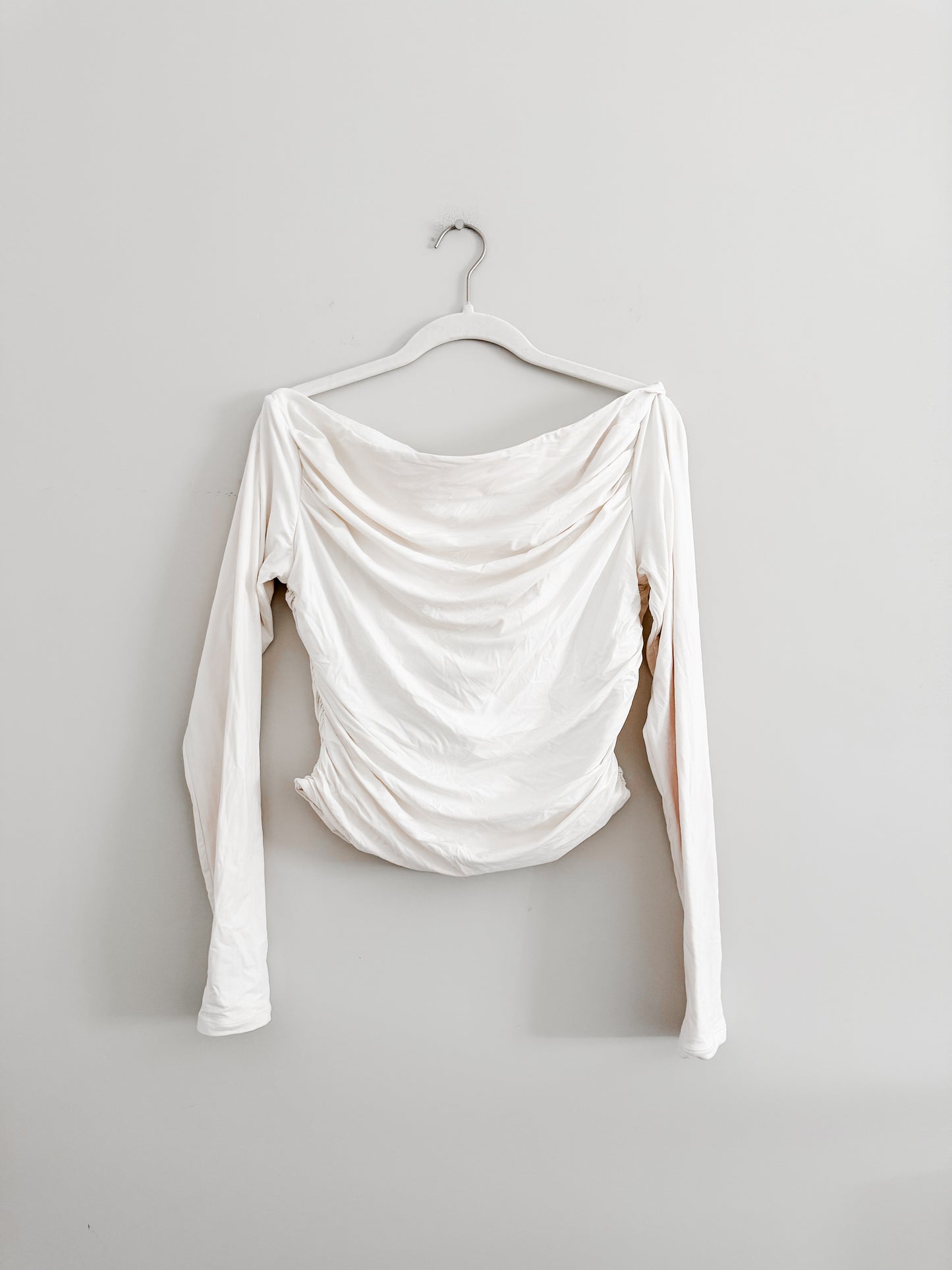 Cream Off-The-Shoulder Top (M)