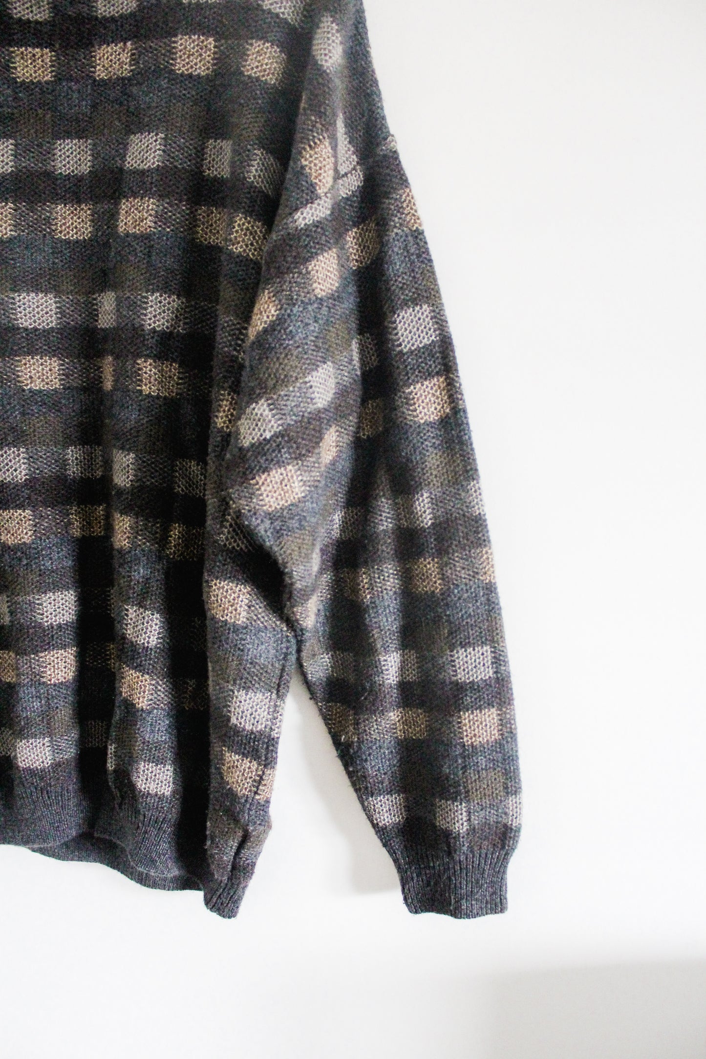 Vintage Checkered Print Sweater (L)