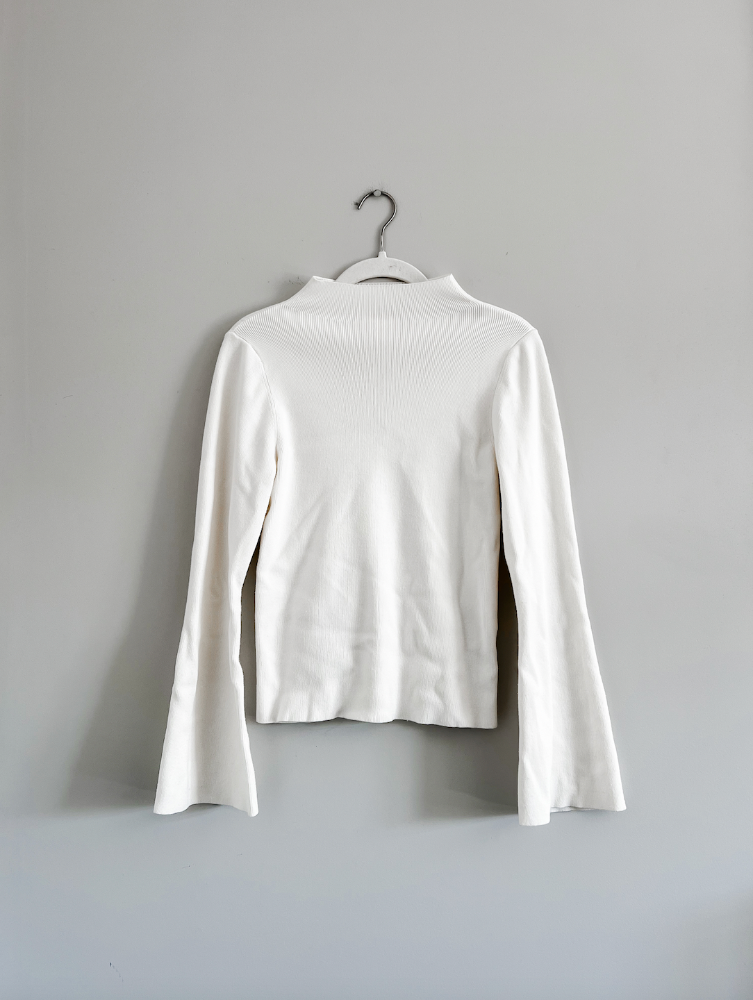 Maeve by Anthropologie Bell-Sleeve Cream Top (M)