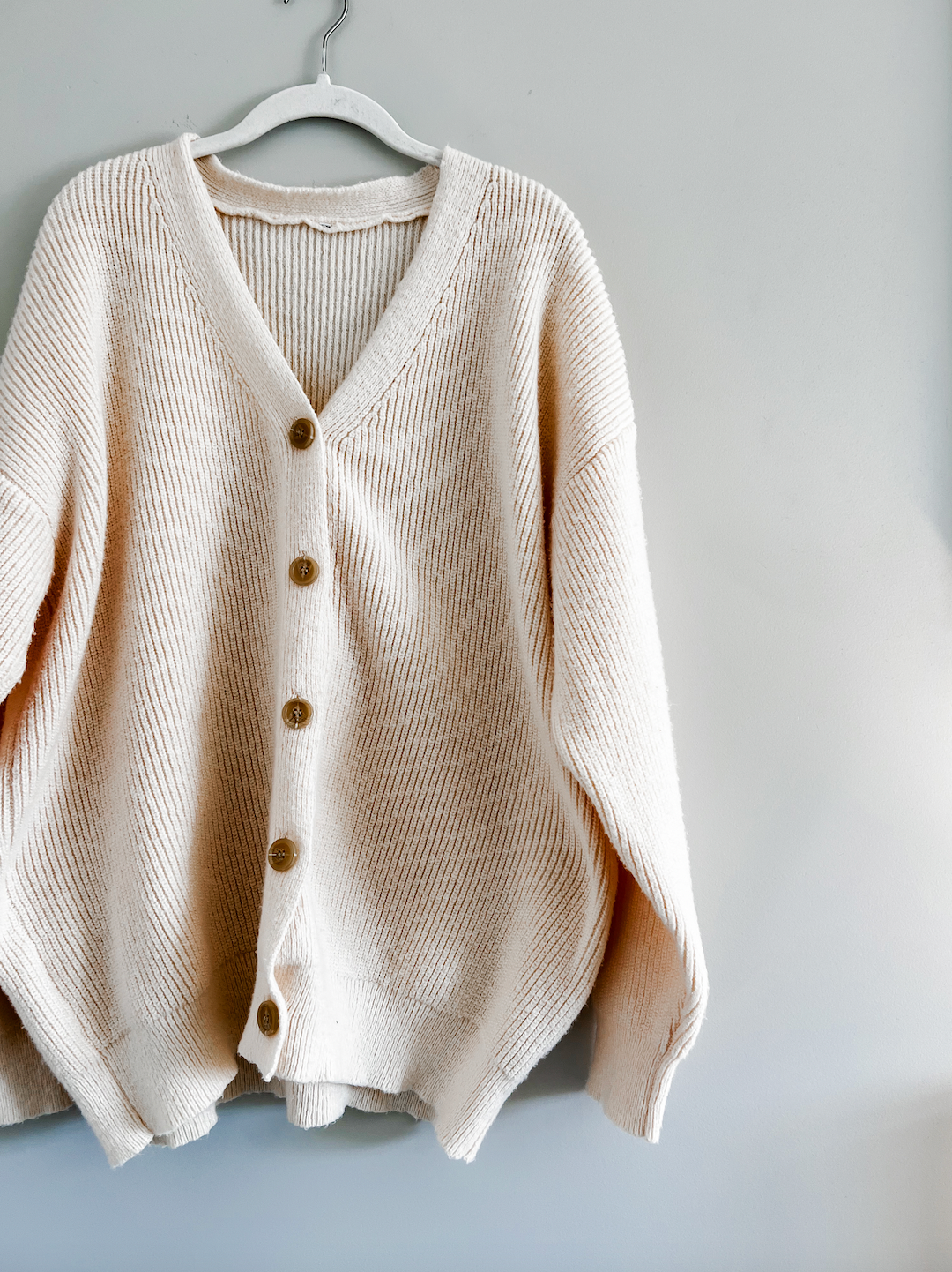 Peachy Cream Chunky Cardigan Sweater (M/L)