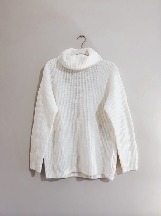 Miracle Fashion Open Back Cream Sweater (XS/S)