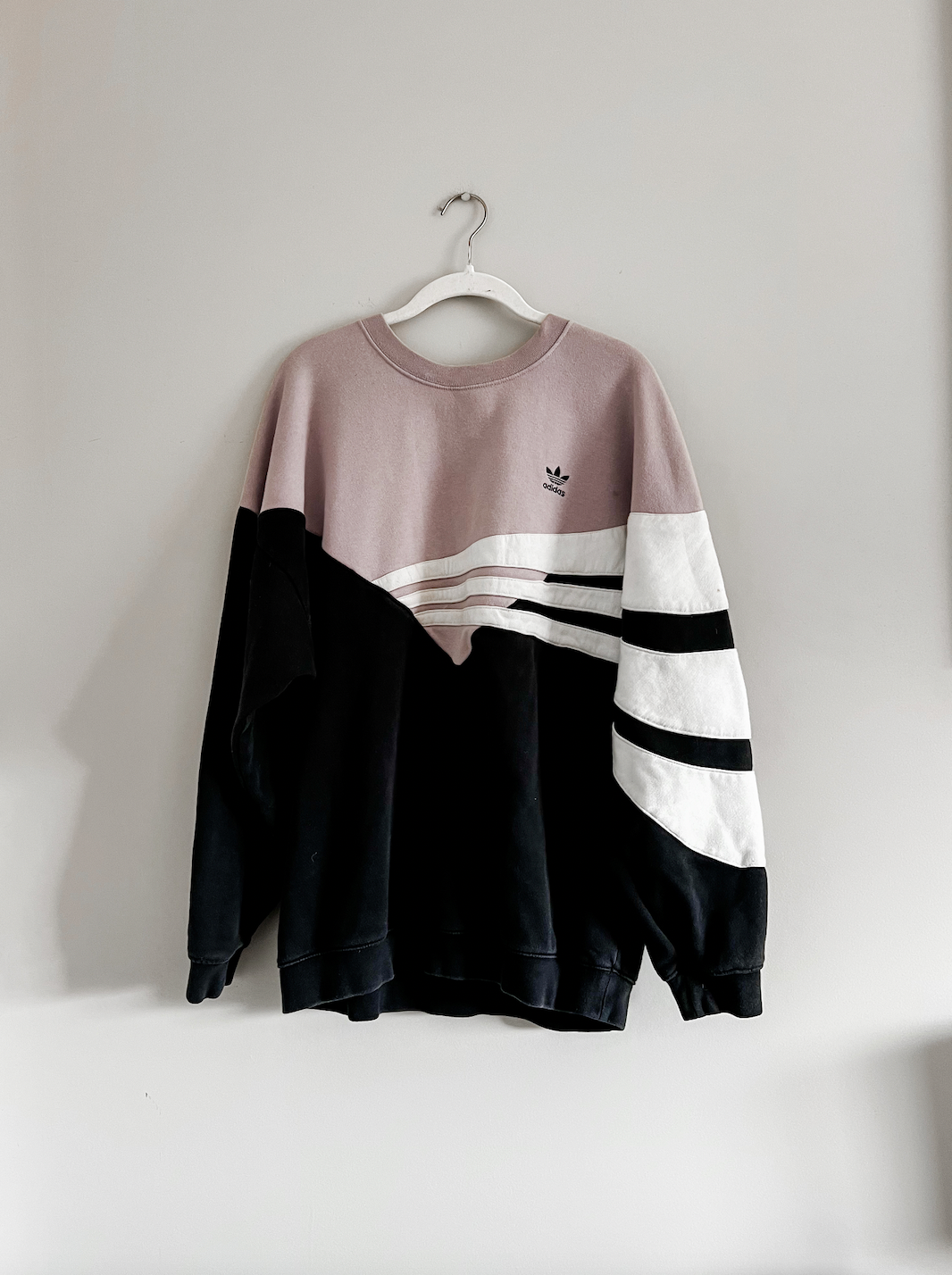 Adidas Originals Lilac Crewneck (XL)