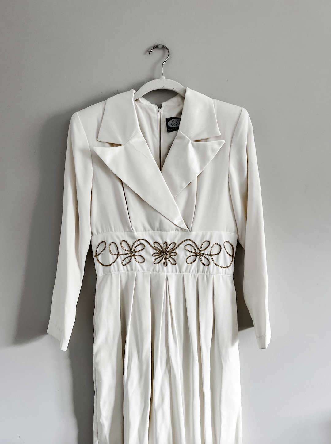 Clues Collection Vintage Cream Jumpsuit (6)