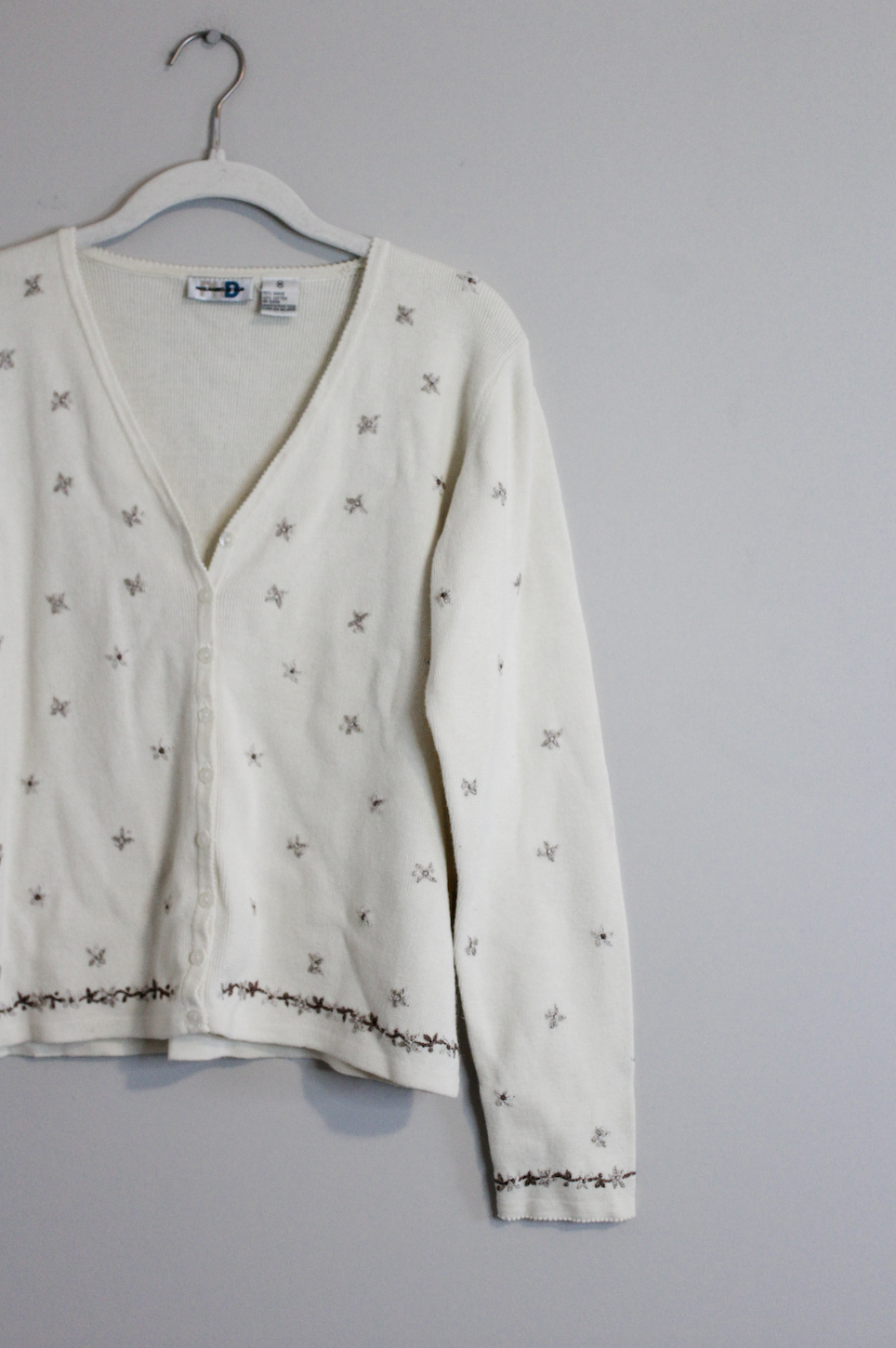 Vintage Embroidered Cardigan Sweater (M)