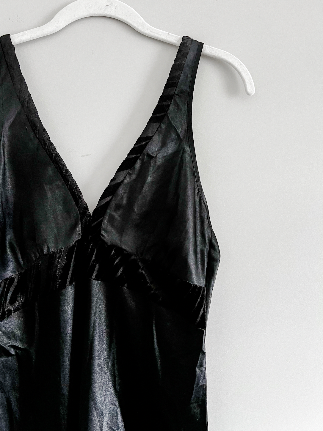 Vintage Black Dress with Velvet Trim (S)