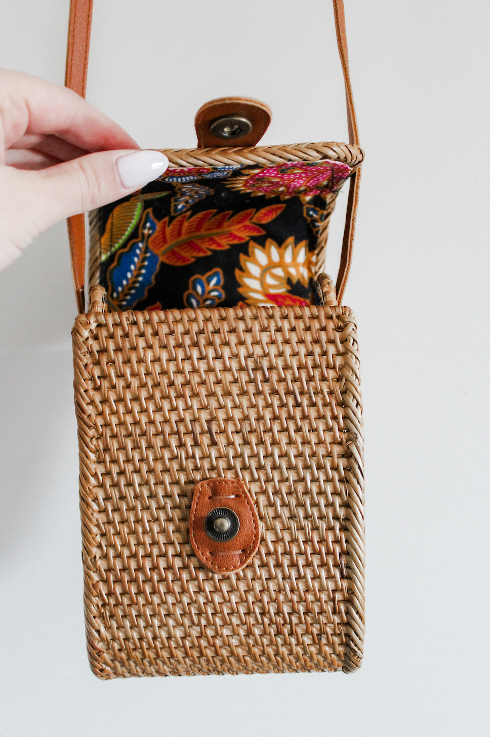 100% Rattan Phone Bag