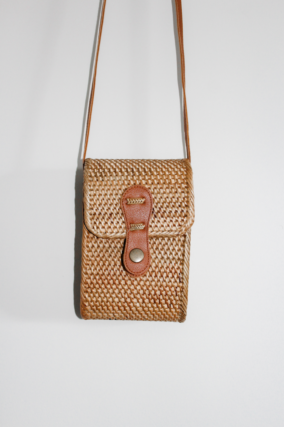 100% Rattan Phone Bag