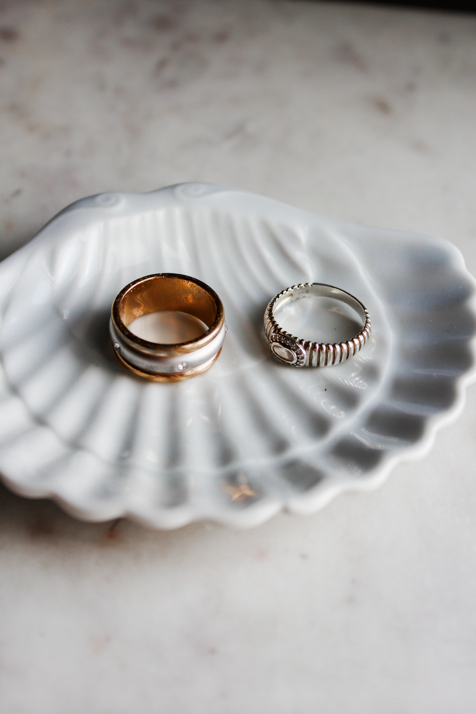 Made in Thailand Shell Ring Dish